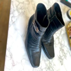 Black boots size 8.5